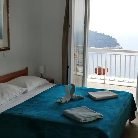 Antonios Apartment *